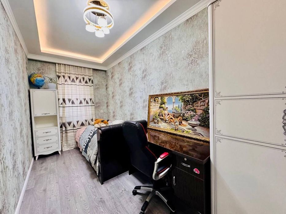 Продаётся 4ком на ул.Афросиаб 96м2 ор-р: метро Ойбек