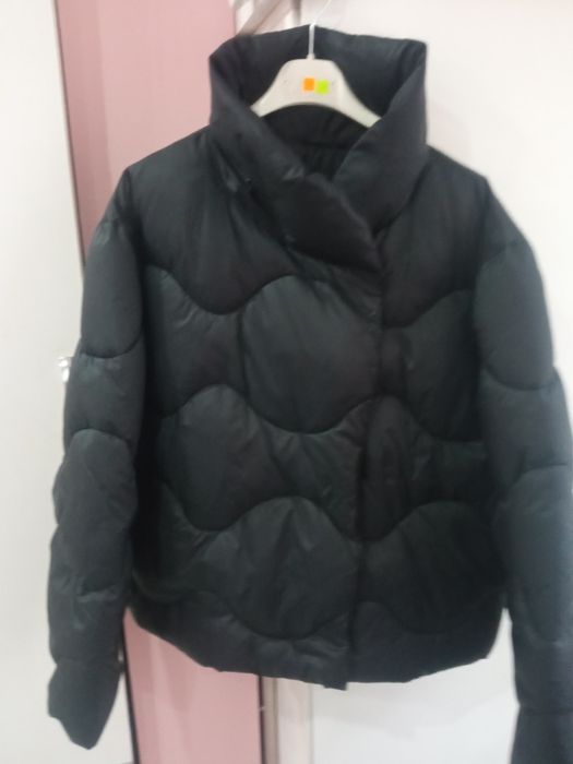 Дамско яке черно.