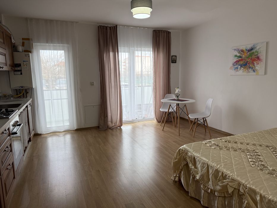 Inchiriez Garsoniera