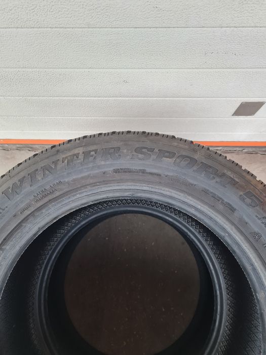 Зимни гуми 2 броя DUNLOP WinterSport5 225 55 R16 дот 3119