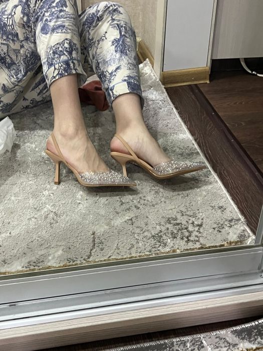 Продам туфли новые