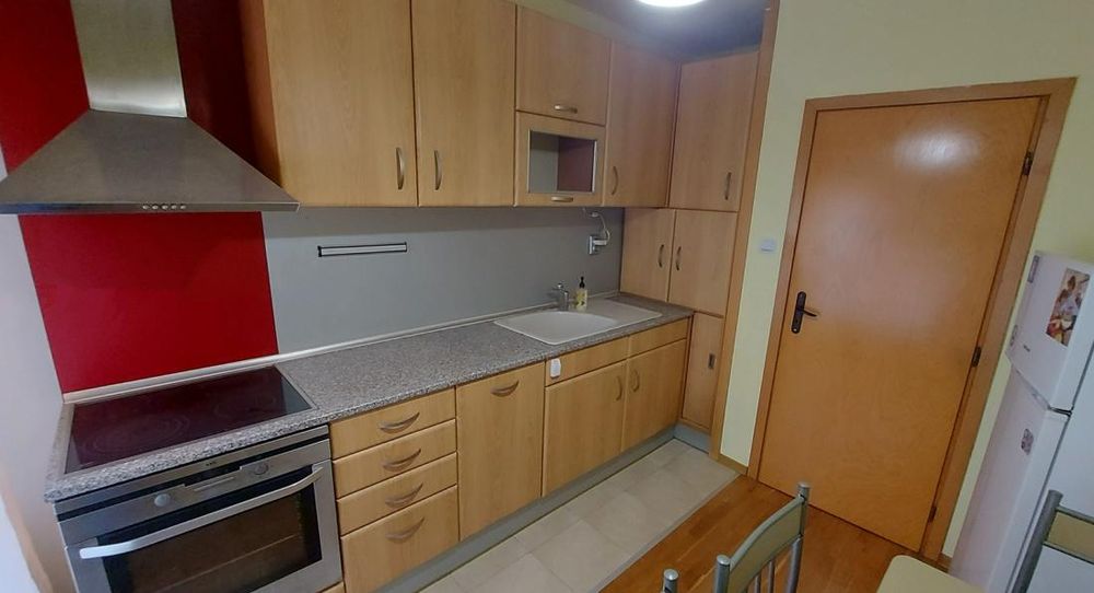 Дава се под наем Тристаен апартамент в Пловдив, Каменица 1 - 90 кв.м за 520 € - Снимка #1