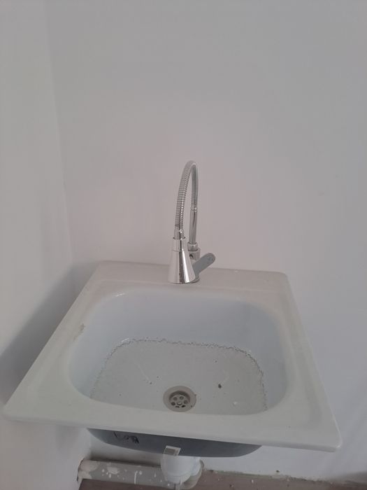 Сантехника, унитаз, раковина