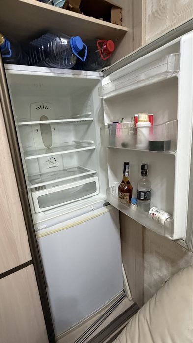 Холодильник в хорошем состоянии