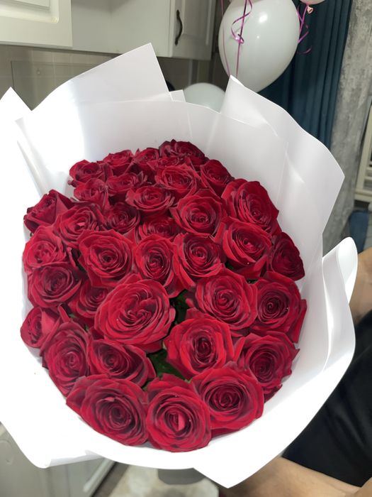 Продам 35 роз 50 см