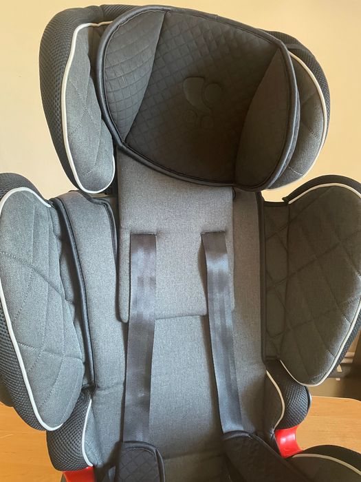 Scaunul auto MAGIC + SPS – colectia PREMIUM este recomandat pentru grupa 1/2/3, si se va folosi de la 9 Luni pana la 12 Ani.