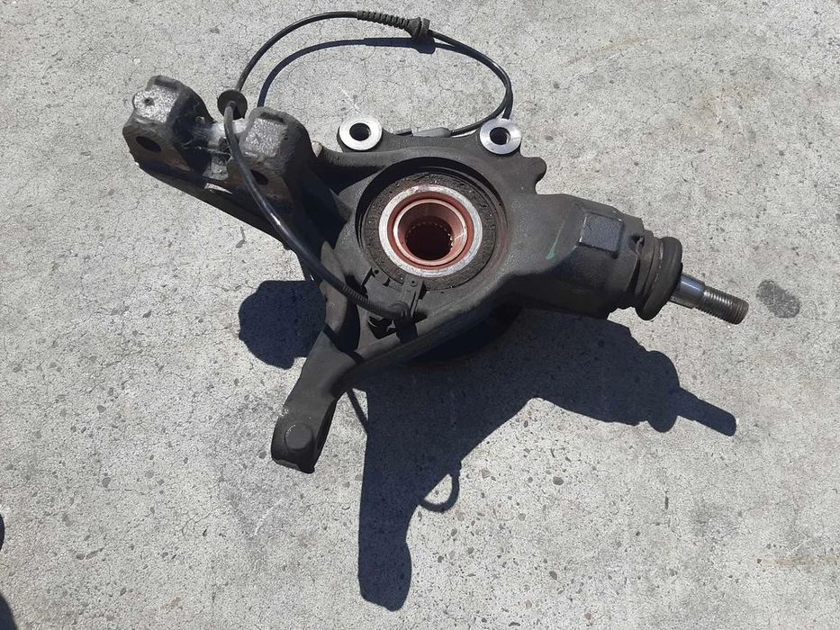 fuzeta stanga  fata citroen c4 2 b7  1.6 hdi