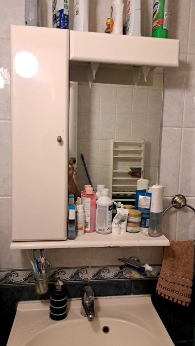 Мебели за баня /Шкаф долен и горен + мивка + смесител /