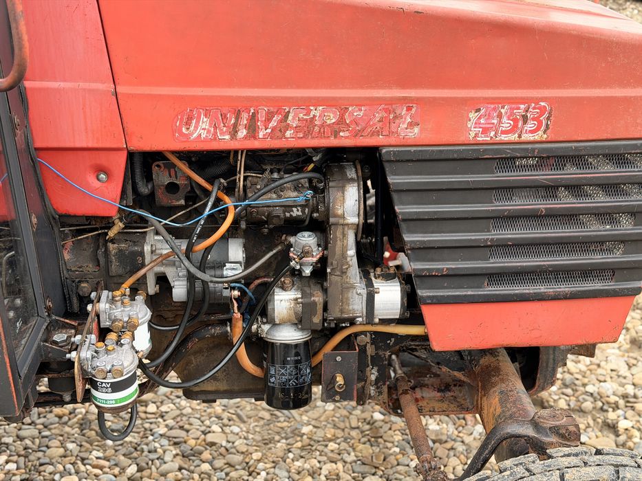 Tarctor UTB U445 U443 Universal 2004