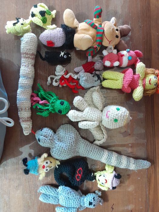 Продам. Вязаные игрушки