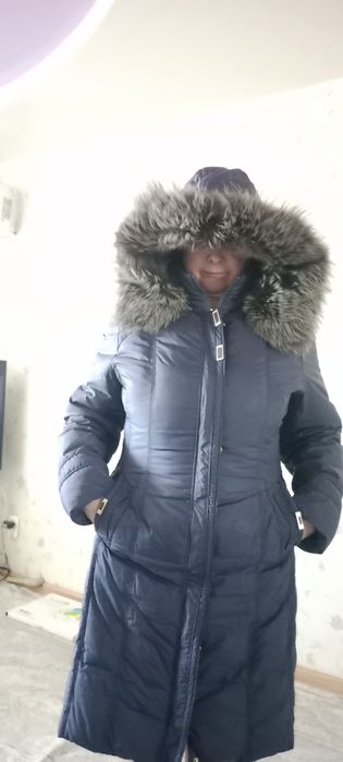 Продам зимний пуховик