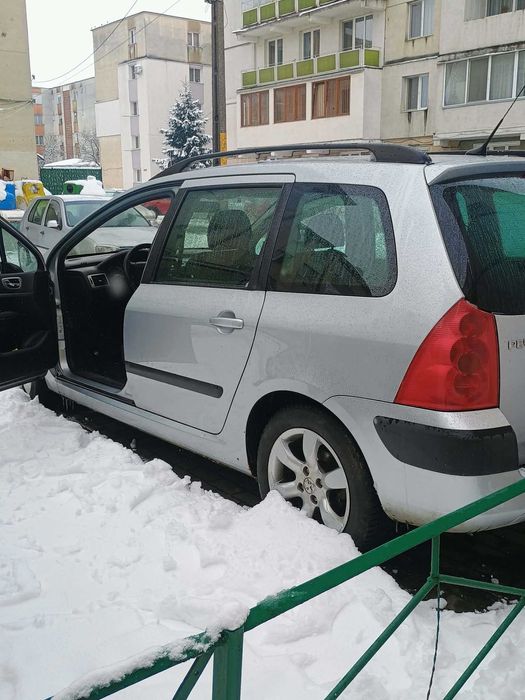 Vând masina peugeot 307