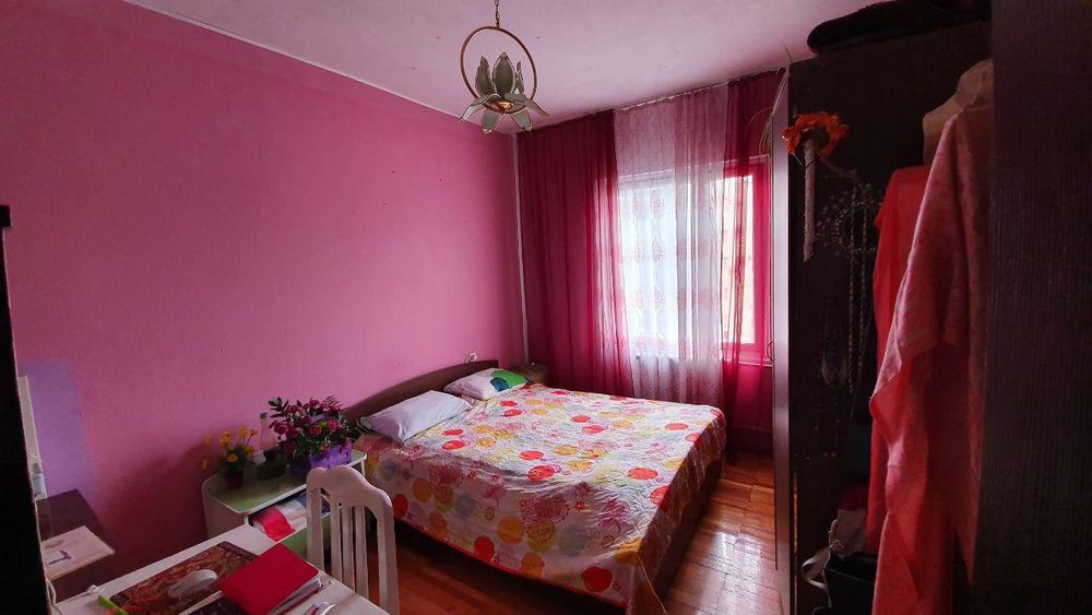 Продается Квартира в центре 3/3/5