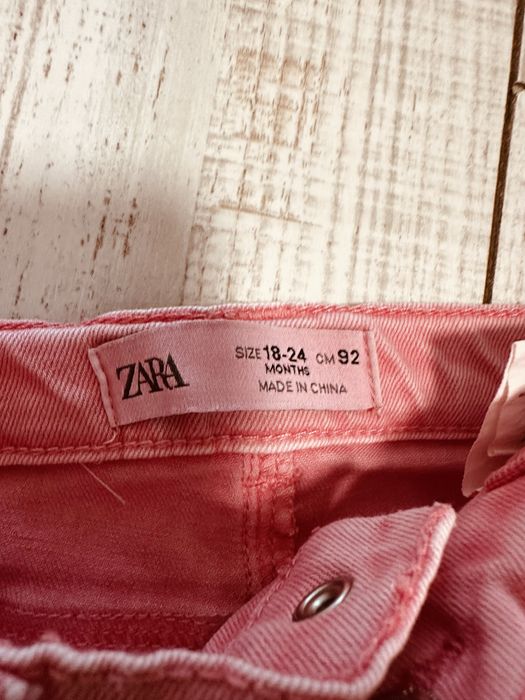 Blugi Zara roz marimea 92
