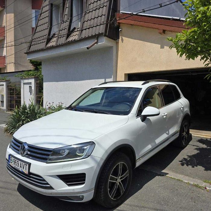 VOLKSWAGEN Touareg 2017 — imagine 3
