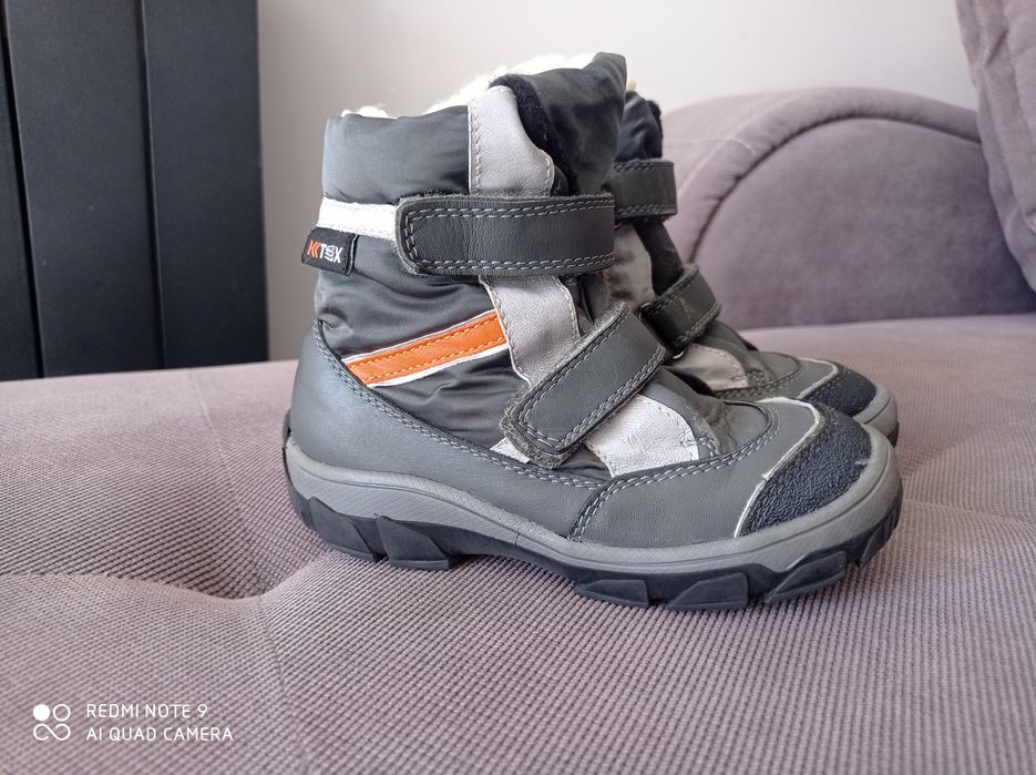 Обувки, Маратонки 20,24,25,26 номер, Mayoral, Clarks, Ботуши Колев и К