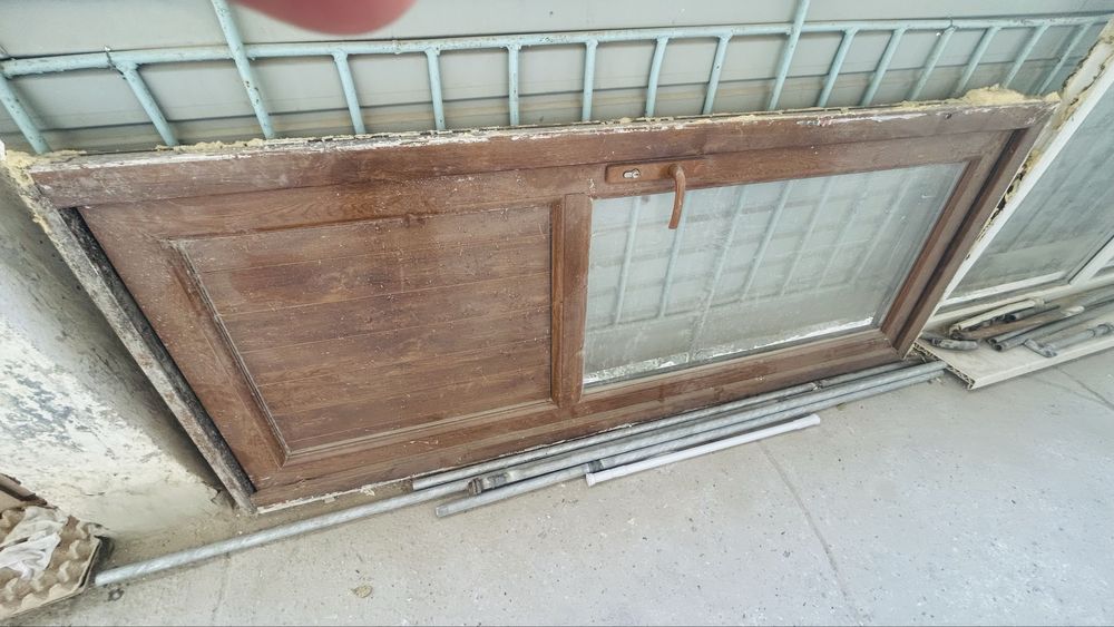 Пластик есік сатылады