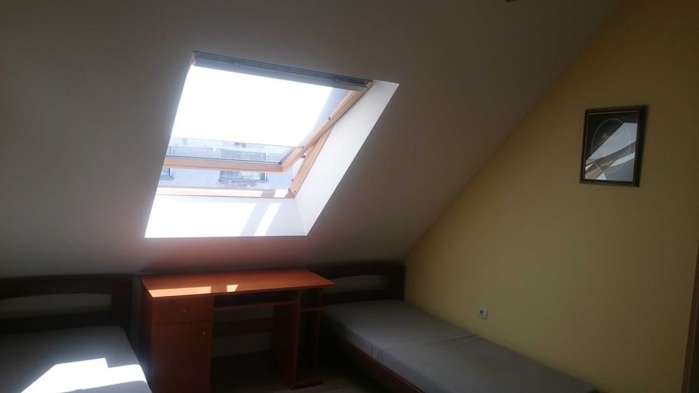 Двустаен апартамент до Военна болница под наем