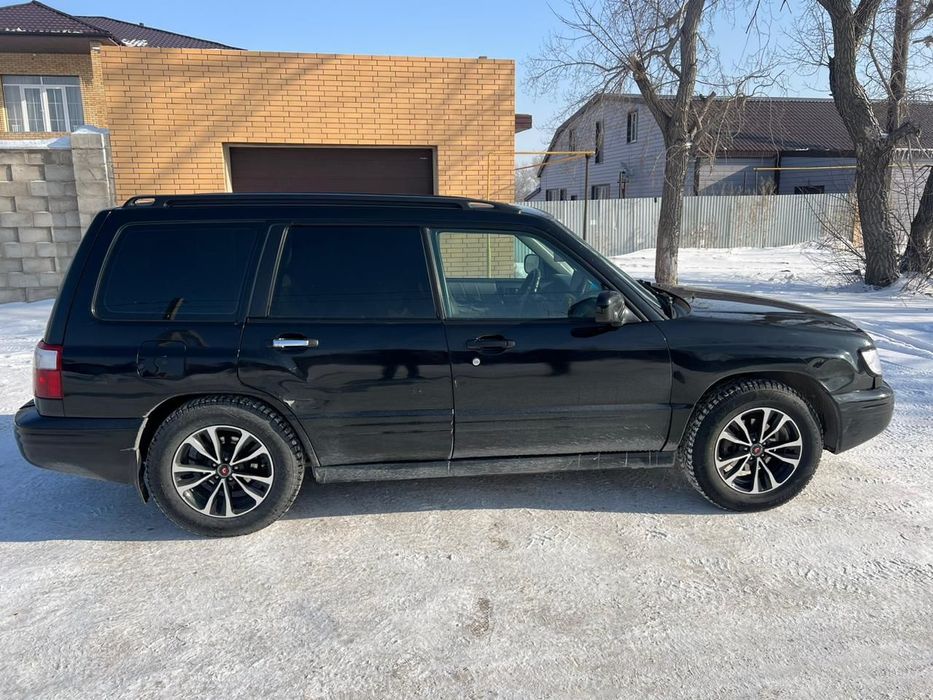 Субару машйна сатлады