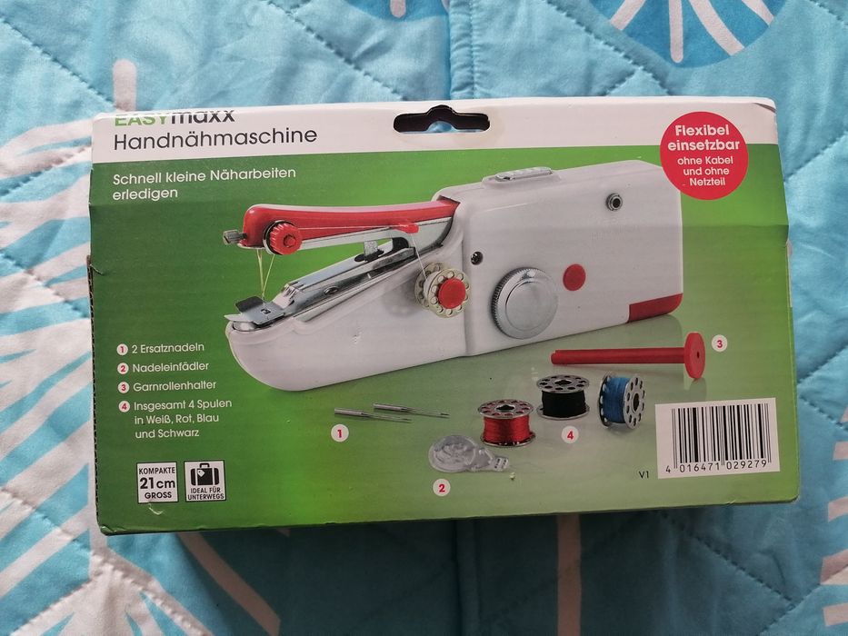 Мини шевна машина - нова