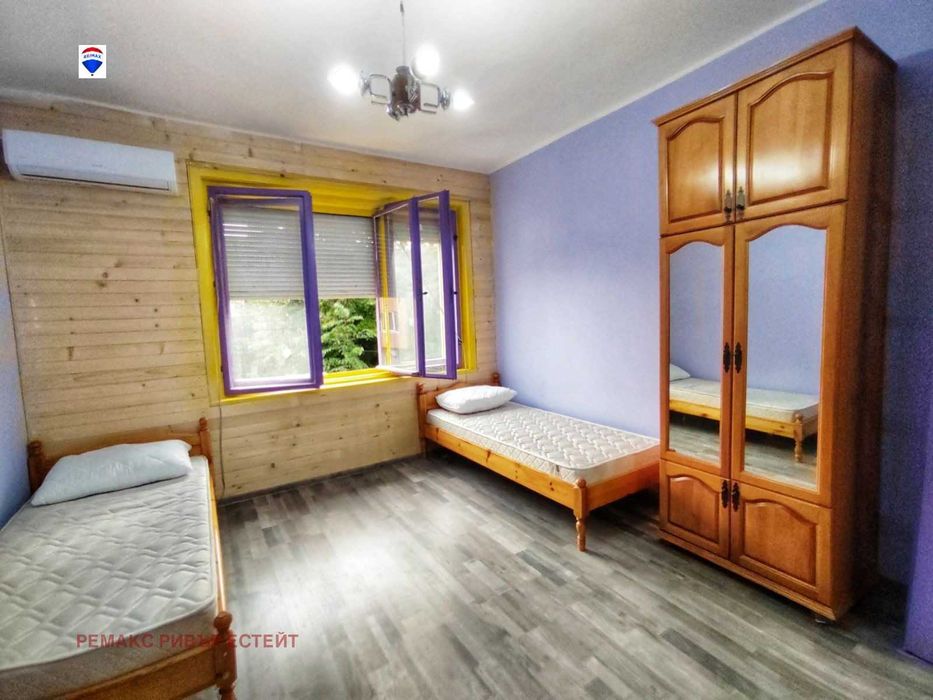 Дава се под наем Тристаен апартамент в Русе, Център - 98 кв.м за 499.8 € - Снимка #8