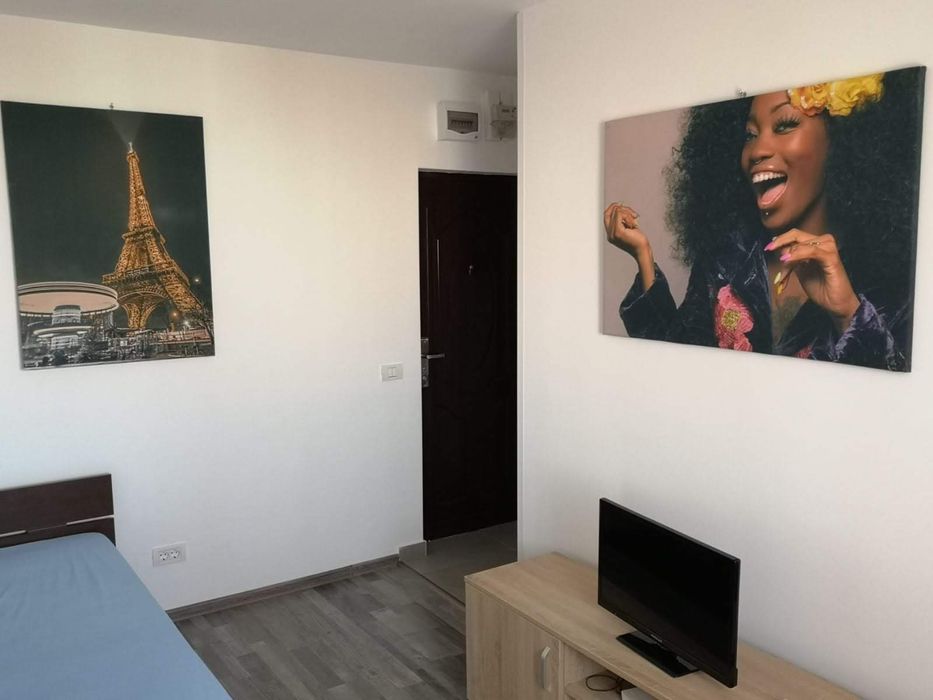 Închiriez Garsoniera Titan Auchan