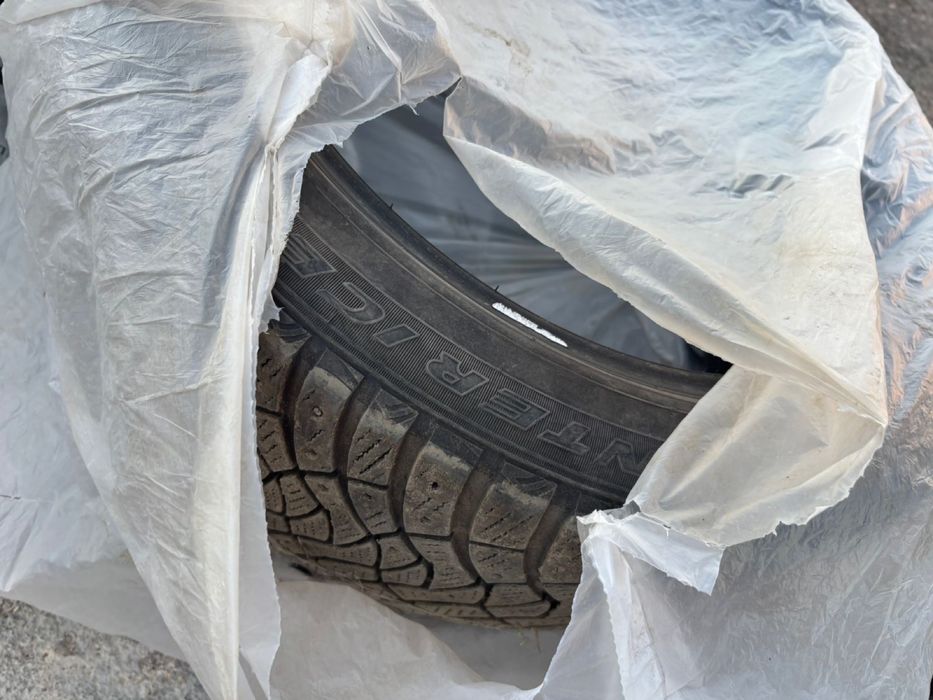 Зимный Колесо Камри 70