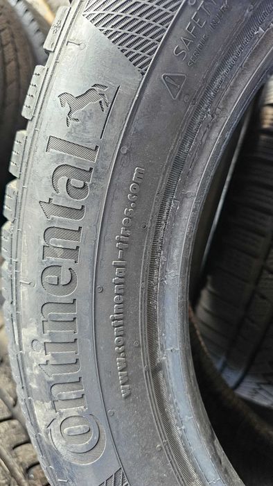 Anvelope 205 55 17 CONTINENTAL iarna