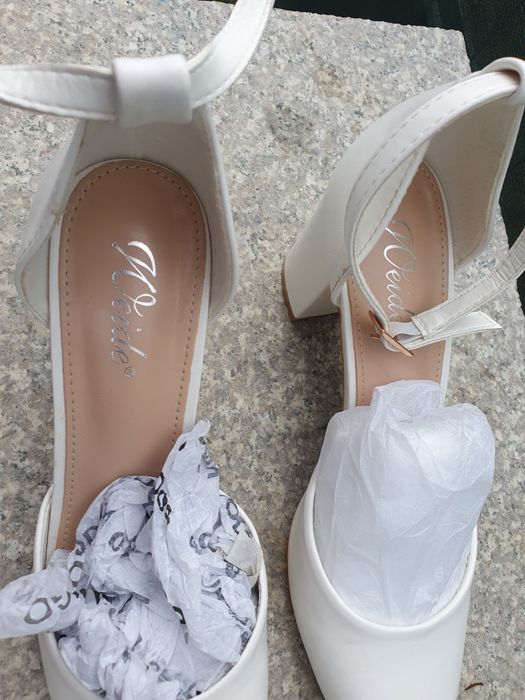 Pantofi piele decupati Weide