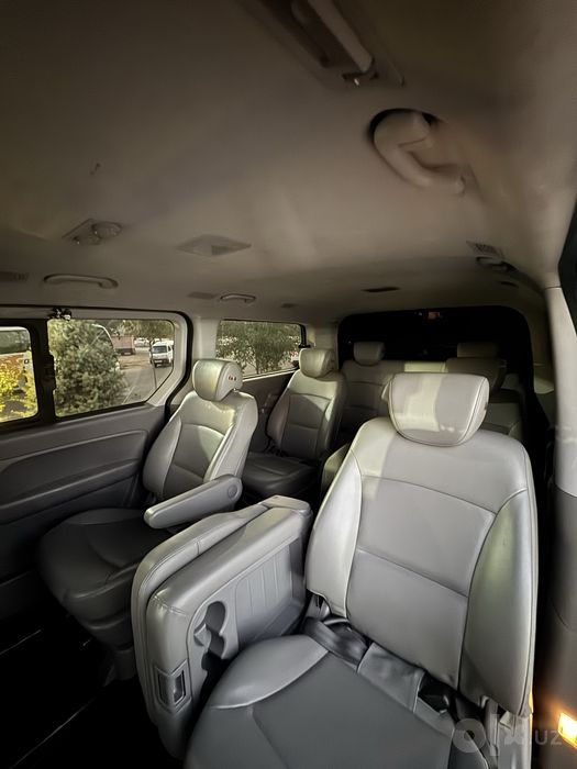 Huyundai Grand Starex 4WD