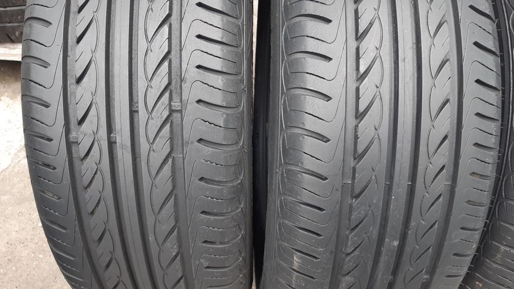 Anvelope preț de la 160 lei bucata de Vară și iarnă R14, R15, R15c R16 R16c, R17  R18  R19