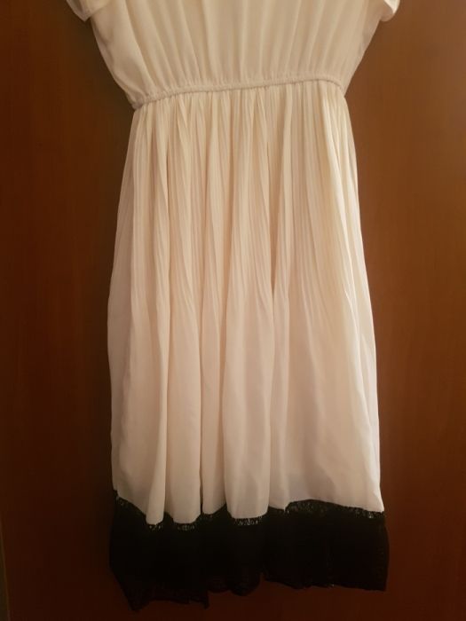 Rochie eleganta crem marimea S