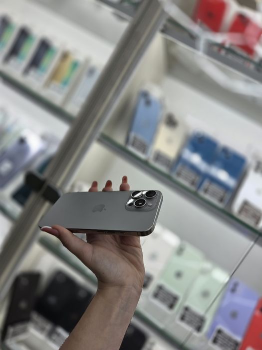 Humor GSM oferă spre vânzare / iPhone 16 Pro Max / 256 GB / Natural Titanium / Garanție 12 luni / Rate