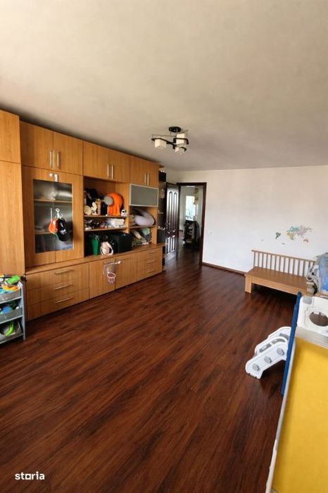 Apartament eficient compartimentat, renovat, 48 mp, zona Hotvon