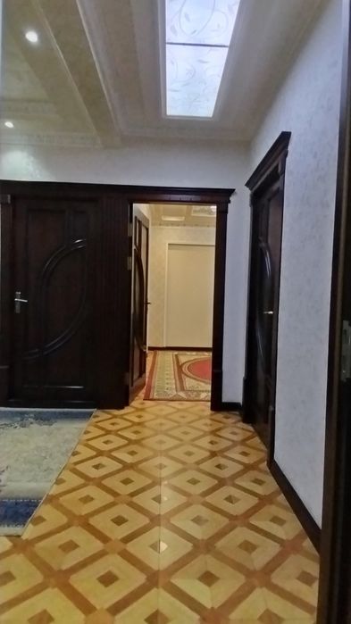 м. Беруний 4/4/9. 110м2. с евро ремонтом