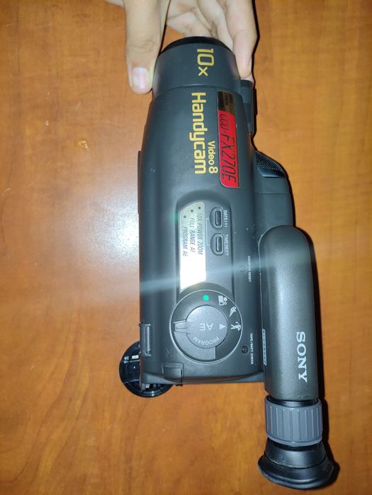 видеокамера Sony Handycam серии Video 8.