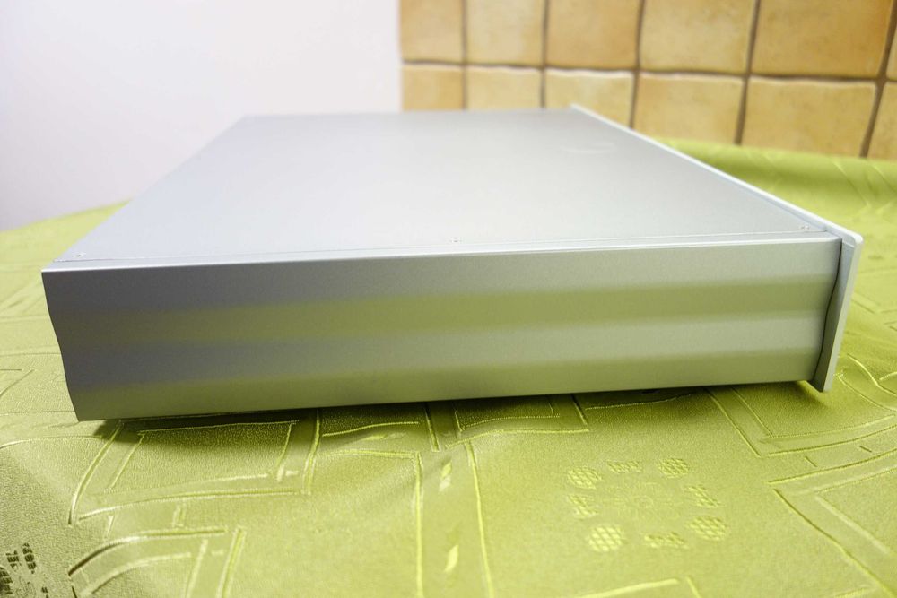 (до 31.08.)Cambridge audio azur 640C V2 - висок модел CD плеер