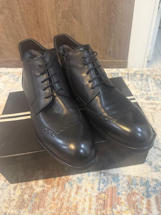 Продам зимний обувь