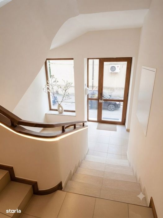 Vanzare apartament 2/3 camere 113 mp. Portul Tomis