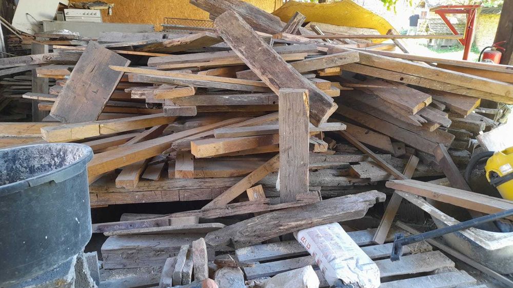 Lemn masiv vechi – Stejar, Frasin, Cireș, pregătit pentru prelucrare