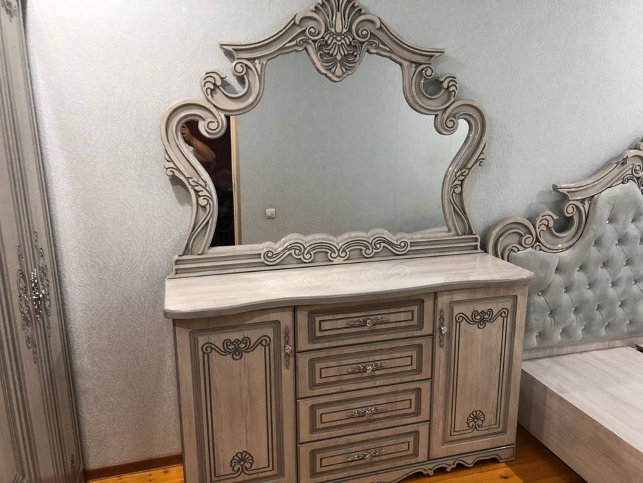 Продам спальня гарнитура