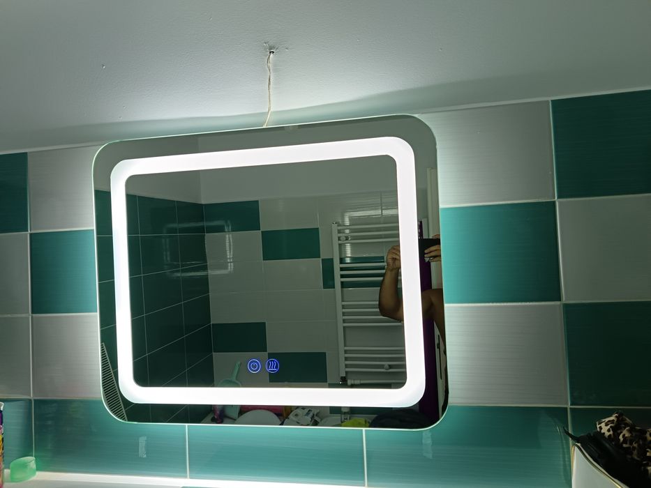 Oglinda cu bandă led și anti aburire! Transport si montaj  gratuit in