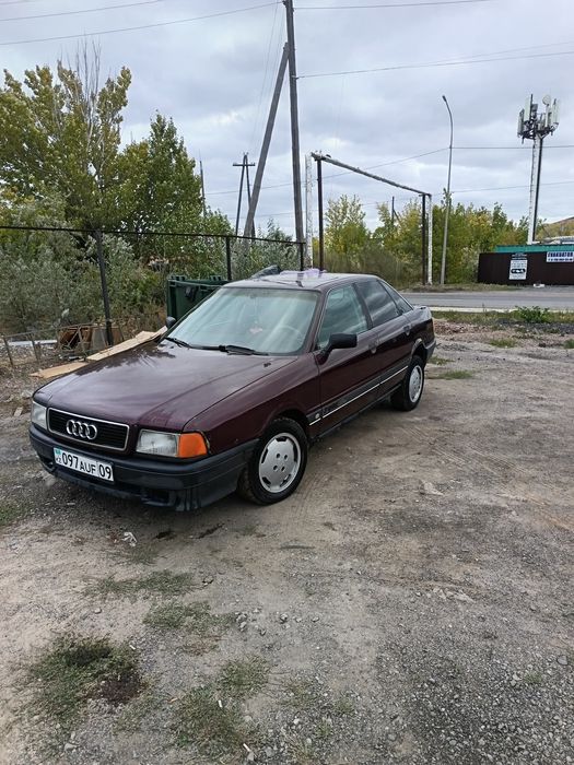Продам Ауди 80 б 3 об 1,8