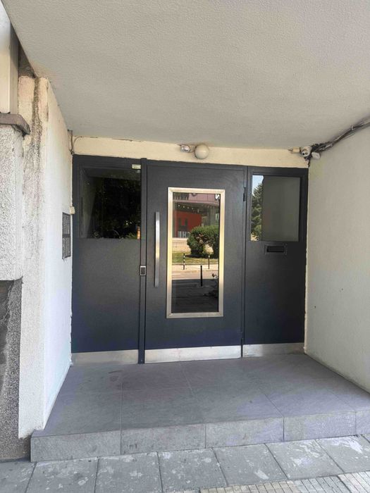 Дава се под наем Двустаен апартамент в София, Гео Милев - 68 кв.м за 550 € - Снимка #18