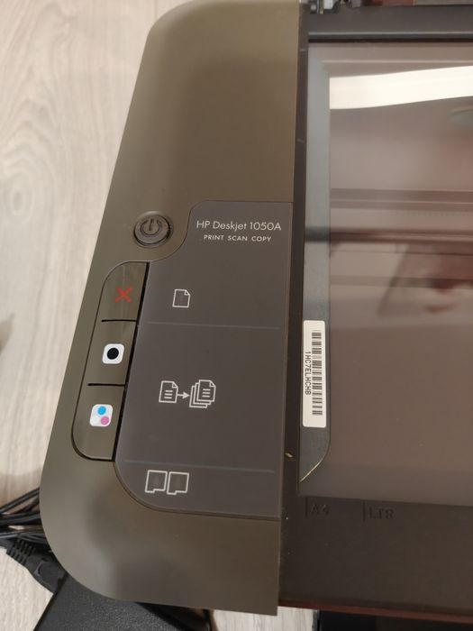 Imprimanta HP DeskJet 3:1 1050A