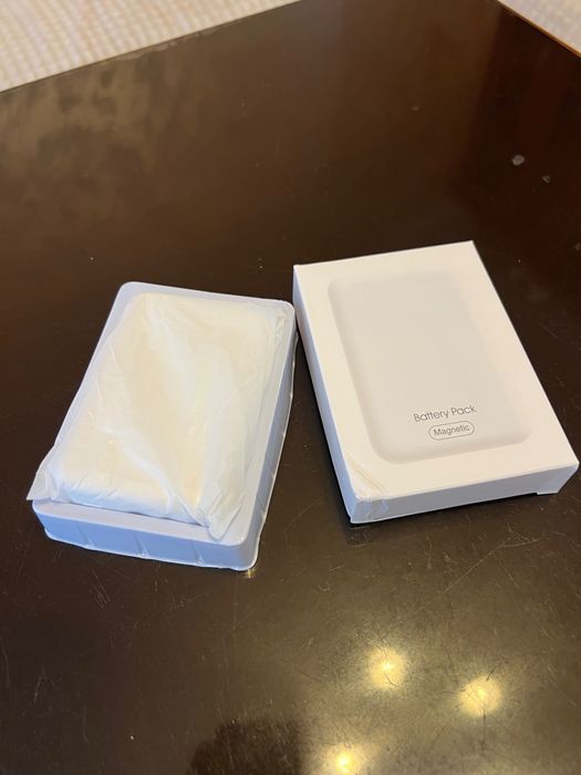 Battery pack /безжична зарядна батерия за iphone/magsafe/