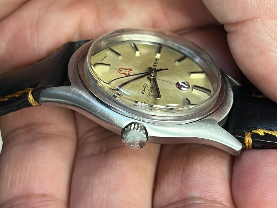 Здравейте, продавам часовник  Rado Purple Horse 1970г.
