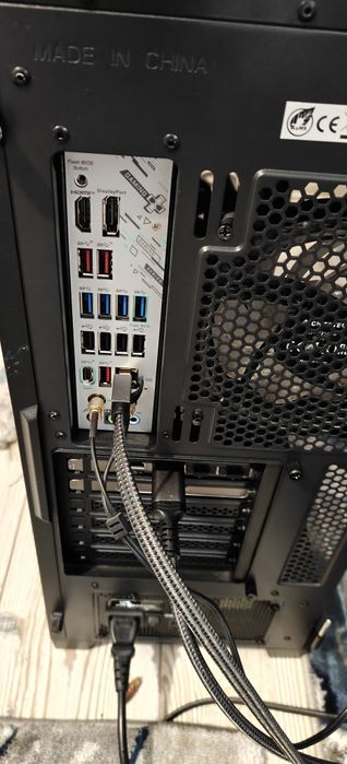 PC Gaming Ryzen 9 9900X /64Gb DDR5 /RTX 5070