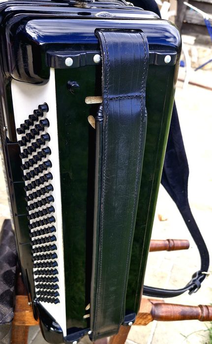 Acordeon italian Piermaria 120 basi
