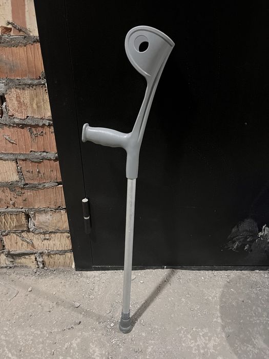 Костыль продам 5000